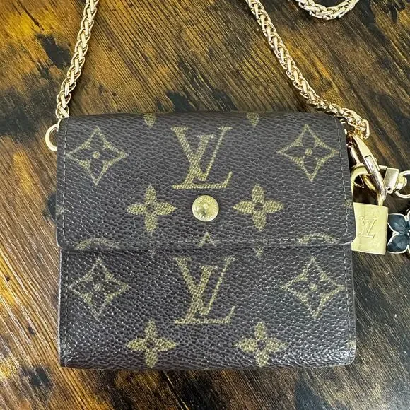 Louis Vuitton Vintage Monogram Compact Wallet SP0923 - Picture 2 of 16